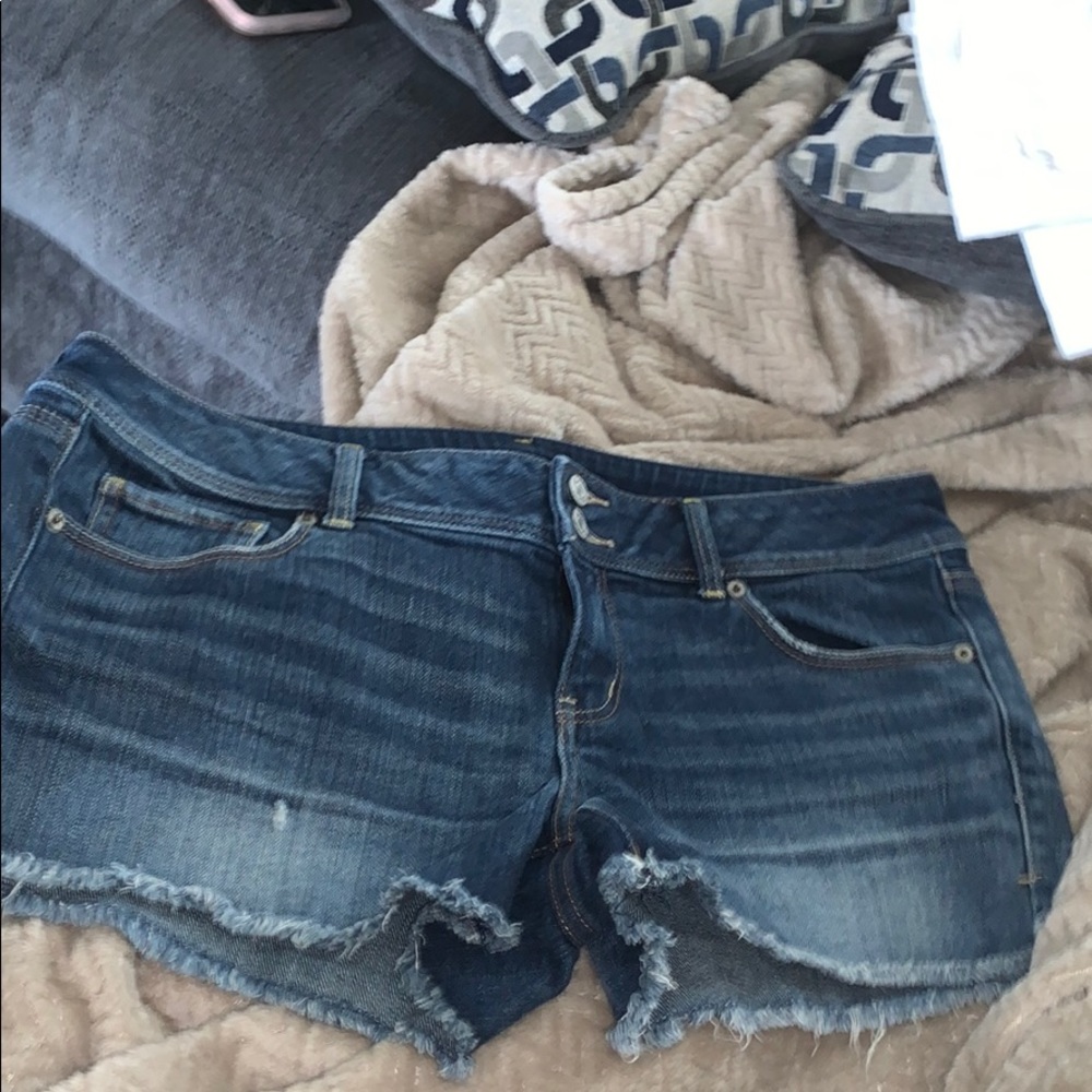 american eagle shorts